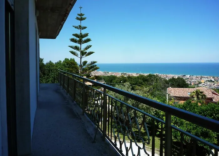 Al Profumo D'ulivo 公寓 *